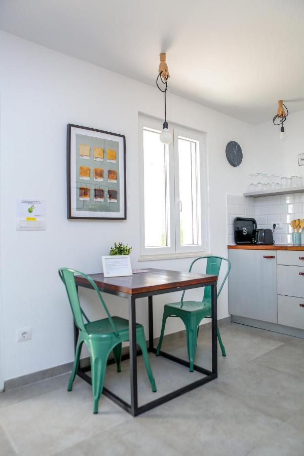 Apartment On The Sunny Side Korčula Eksteriør billede